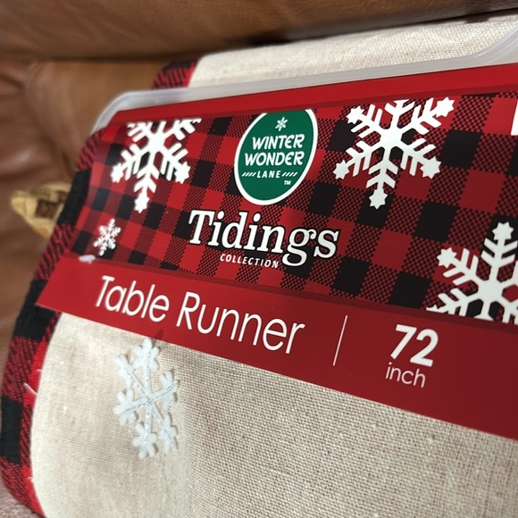 New 72” winter snowman table runner - Picture 5 of 9